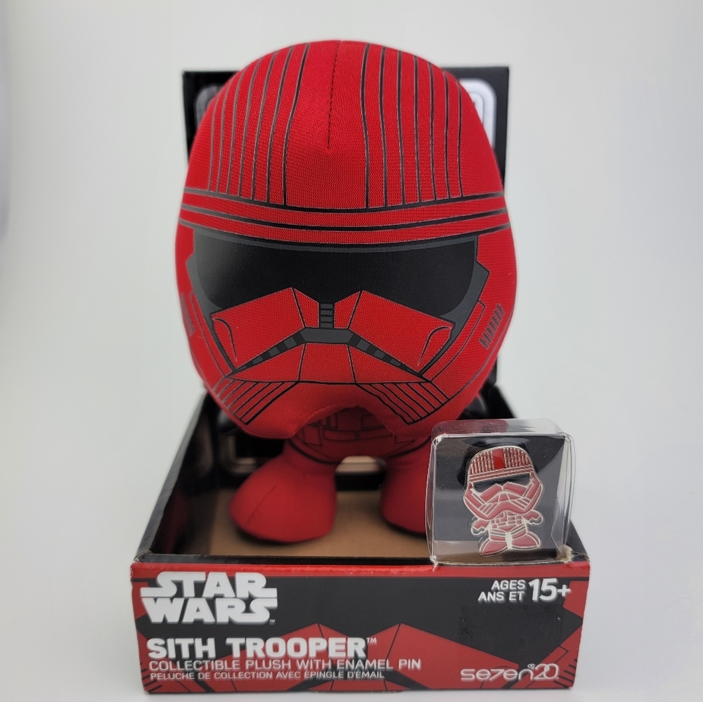 Star Wars C-3PO and Sith Trooper Collectible  Plus With Enamel Pin - Picture 8 of 13